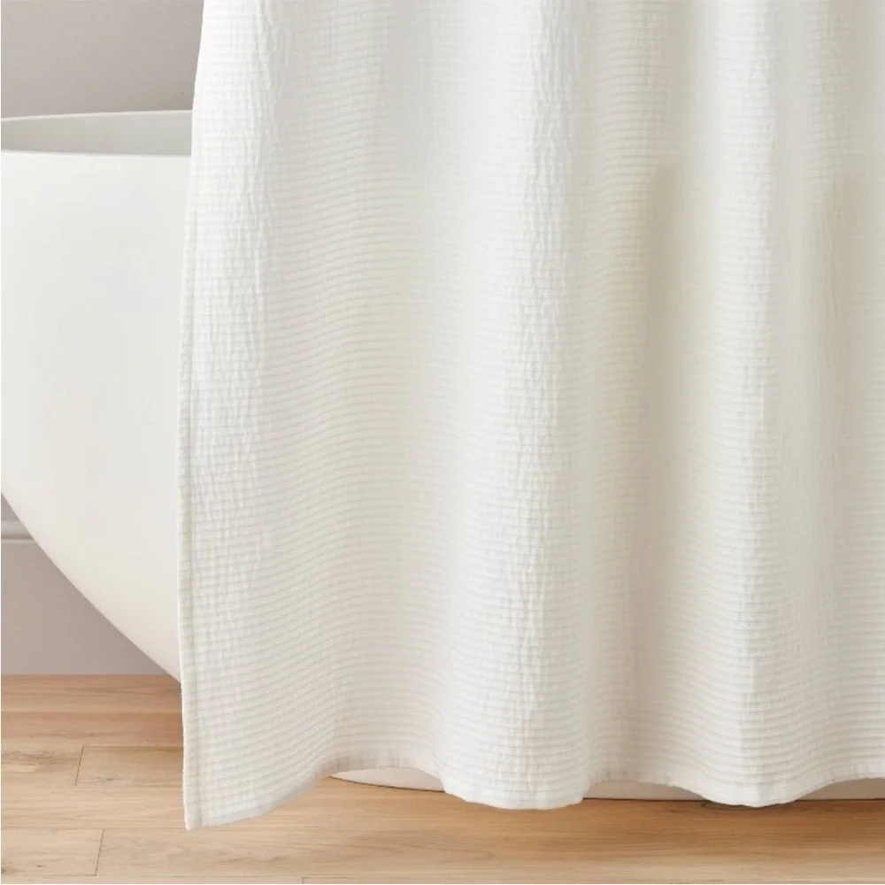HEARTH & HAND NWT textured horizontal stripe matalesse shower curtain -white